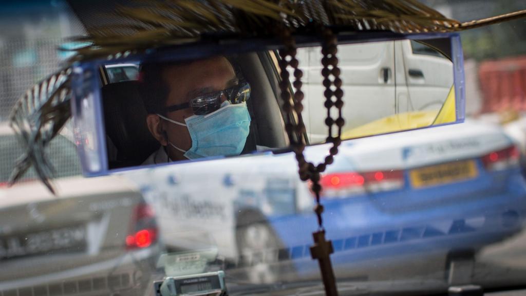"Заднее сидение наискосок от водителя": условия для безопасной поездки в такси во время пандемии