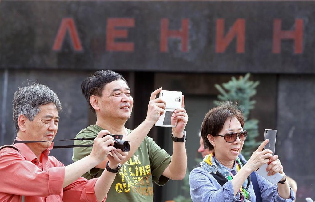 Туристы из Китая приедут в Россию до апреля 2021