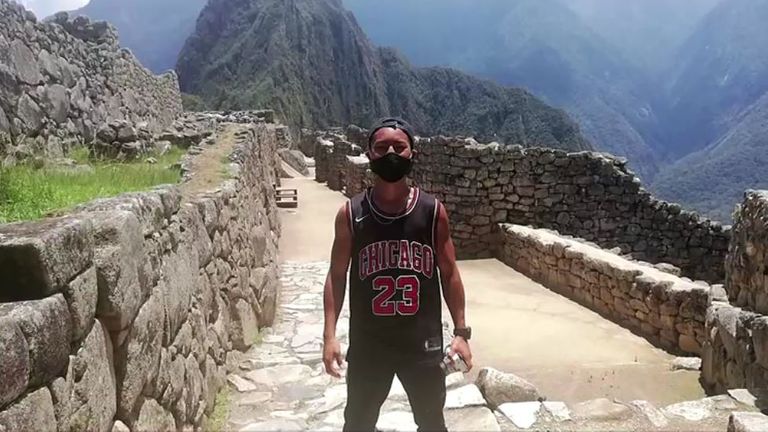 Мачу Пикчу отрыли для одного туриста, который с марта ожидал возможности попасть туда, но просидел в изоляции из-за коронавируса