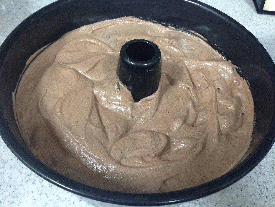 Воздушный кекс с шоколадной пропиткой: бисквитное лакомство к семейному чаепитию