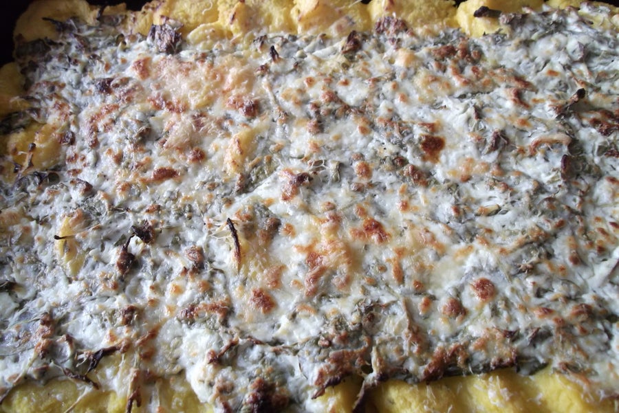 Кукурузные клецки под сливочно-шпинатным соусом: сытное блюдо, которое смело можно назвать изысканным