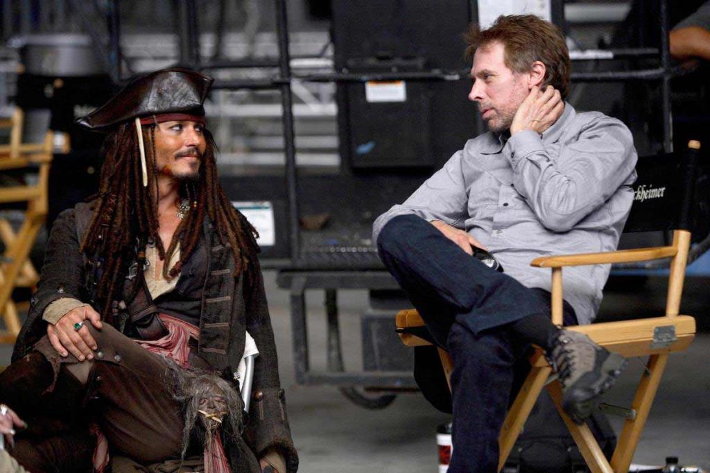 Джонни Депп отказался "смягчить" Джека Воробья: студия "боялась" образа героя до первого фильма "Пираты Карибского моря"