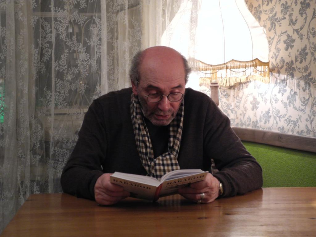 Автор "Невозвращенца", "Последнего героя" и "Московских сказок": в октябре Александру Кабакову исполнилось бы 77 лет