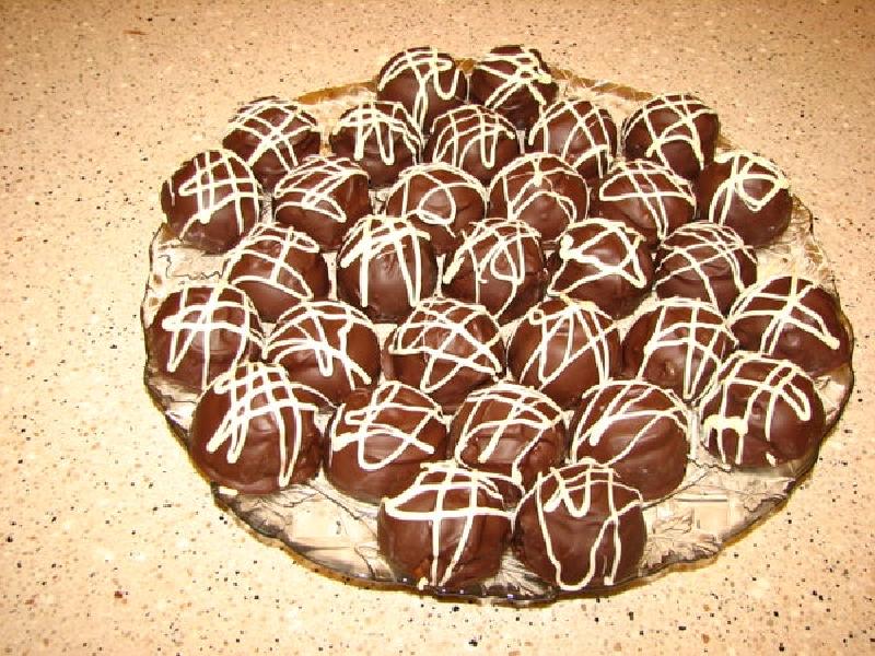 Домашние конфеты из "Нутеллы" и печенья: шоколадное лакомство на радость близким и гостям
