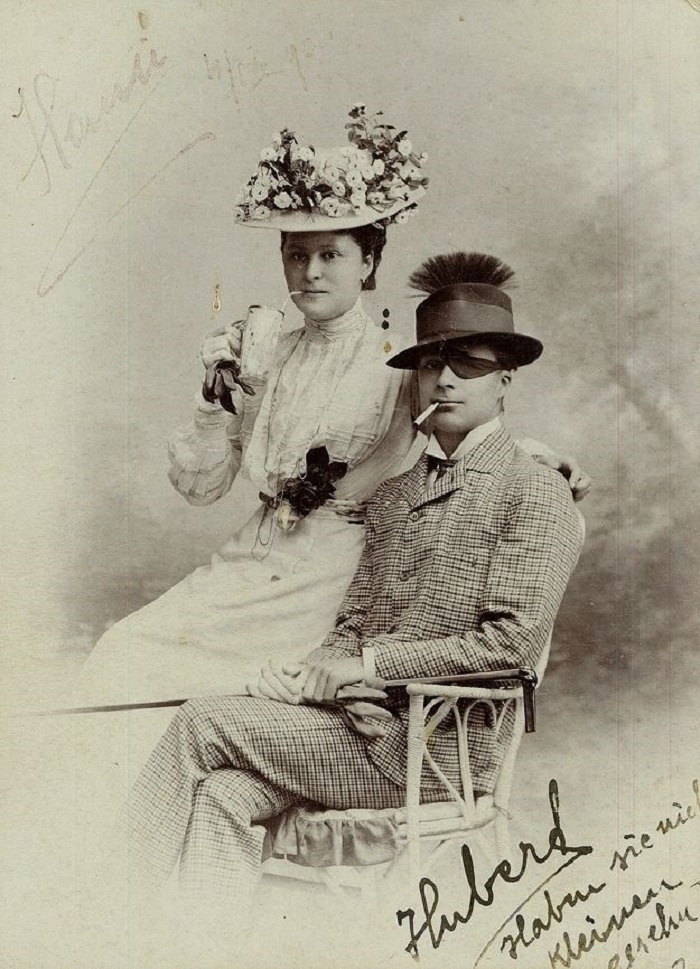 Главная модная потеря столетия - женские шляпки: 9 архивных фото шикарных головных уборов