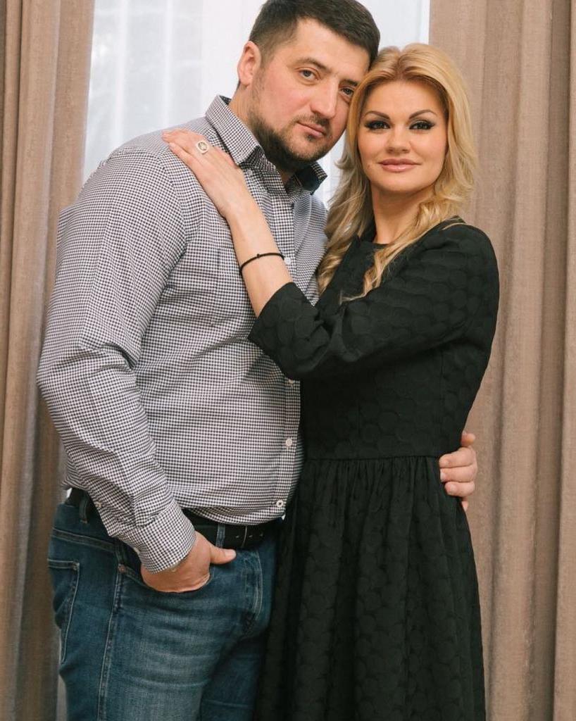 «Я попыталась его простить, но человек меня предал»: 44-летняя Ирина Круг объявила о своем разводе
