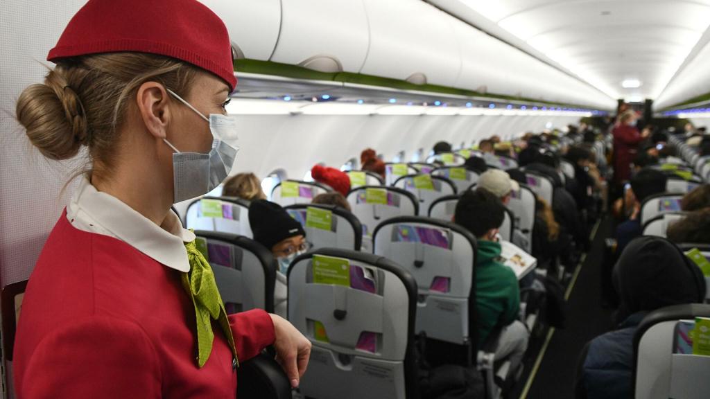 Перелет во время коронавируса: какова вероятность заразиться COVID-19 в самолете