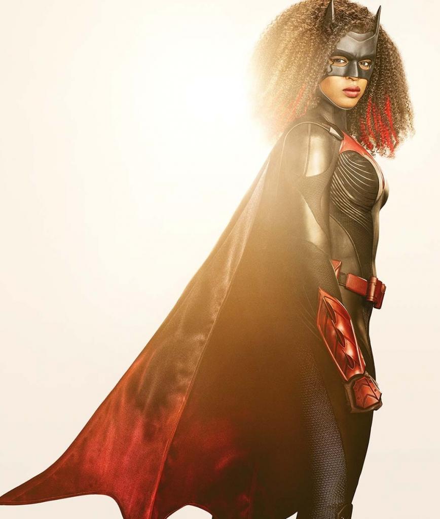 “Бэтвумен” возвращается: студия показала образ главной героини, которую сыграет Джависия Лесли во втором сезоне сериала