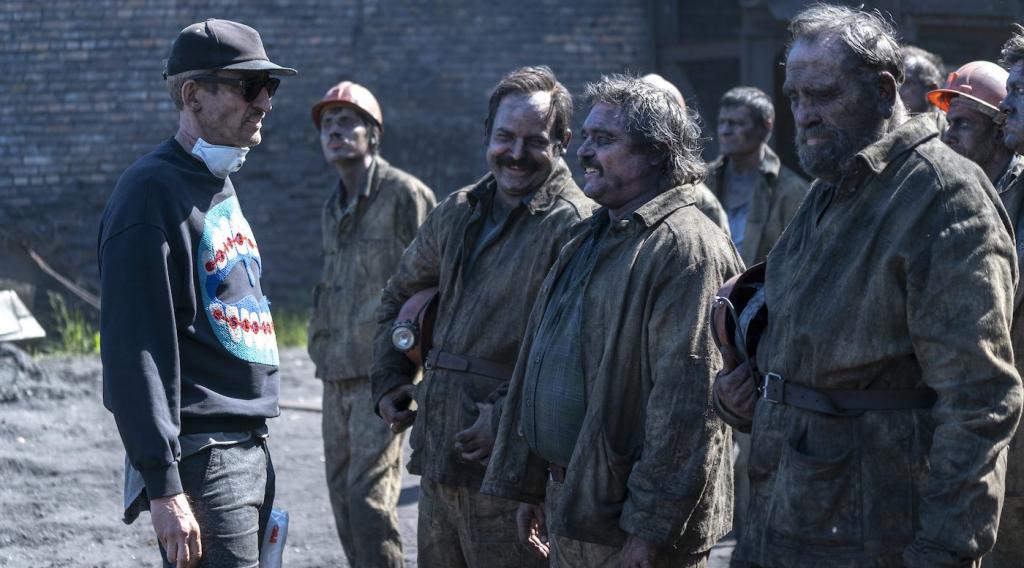 Адам Сэндлер хочет серьезное кино: комедийный актер снимется в фильме режиссера культового "Чернобыля"