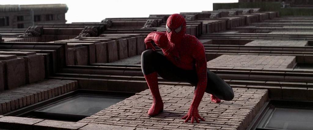 Тоби Магуайра должны были заменить в "Человеке-пауке 2": Джейк Джилленхол мог стать героем "Марвел" из-за травмы коллеги по цеху
