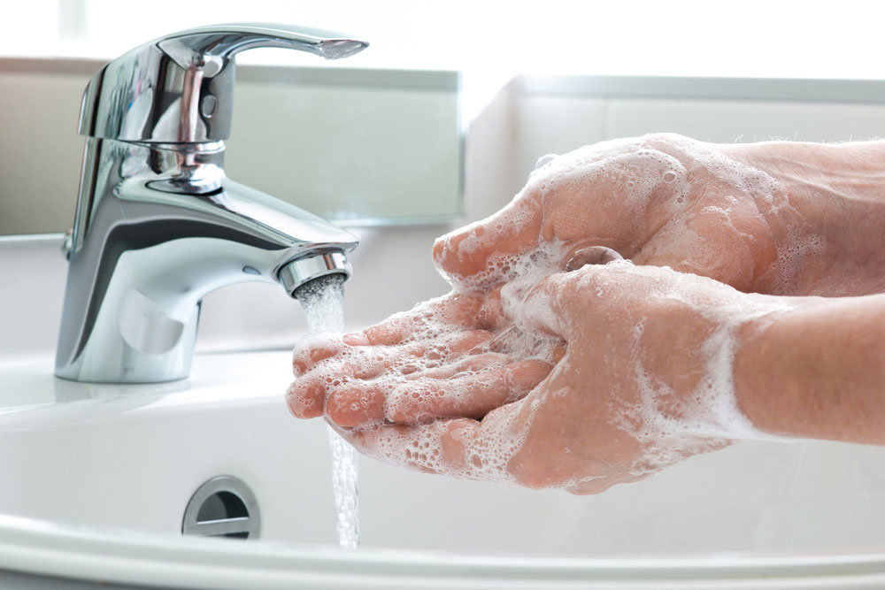 Чтобы не навредить коже рук, не нужно часто использовать антибактериальное мыло: мнение экспертов