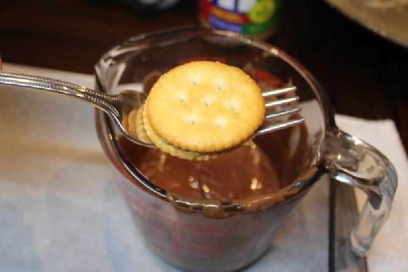 Печенье с арахисовым маслом в шоколаде: необычный десерт для настоящих сладкоежек