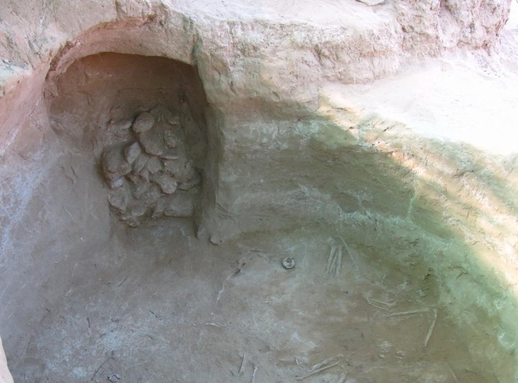 Археологи в Греции обнаружили 3000-летний некрополь с множеством артефактов времен микенской цивилизации (фото)