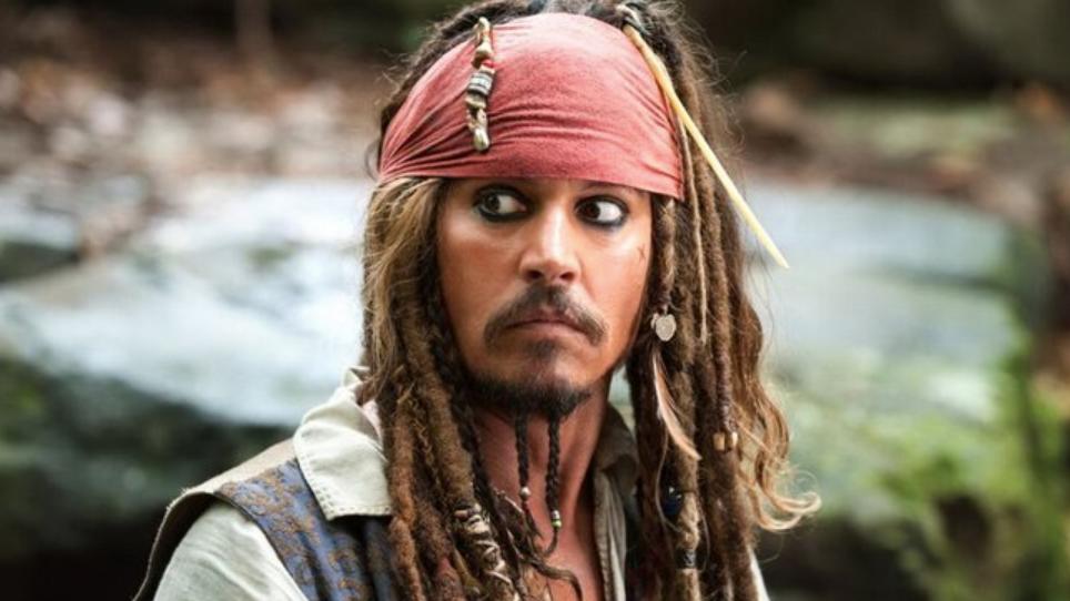 После громкого суда поклонники намерены отвоевать Джонни Деппа: собрано более 300 тысяч подписей, чтобы актера вернули в «Пираты Карибского моря»