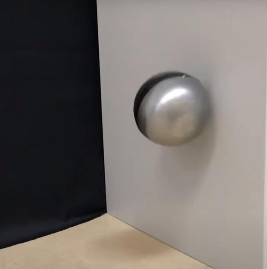 За робототехникой будущее: созданы роботы в форме шаров, которые ползают по стенам