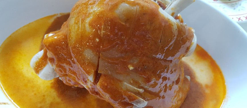 Ароматная рулька в духовке. Делаю идеальный маринад — беру мед, чили, уксус и горчицу