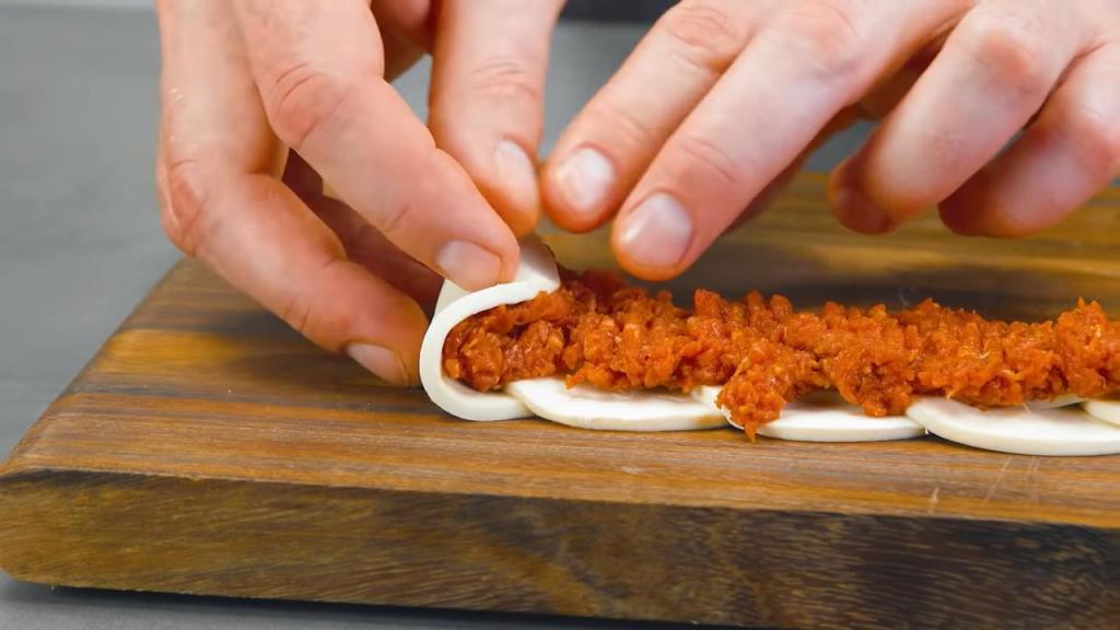 Фаршированные перцы с фаршем в томатном соусе: очень красивый рецепт