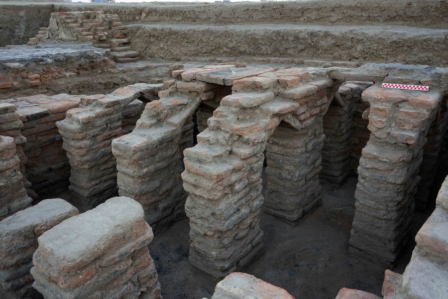 В Китае археологи раскопали руины древнеримской бани X века (фото)