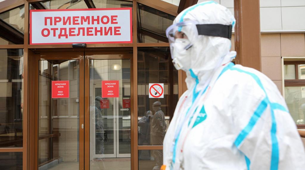 Число инфицированных коронавирусом в России будет расти еще в течение месяца