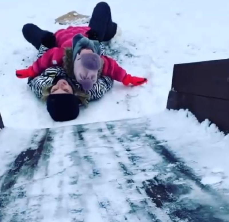 «Лучший день с моей принцессой»: Полина Гагарина поделилась в Instagram, как проводит время со своей младшей дочкой Мией