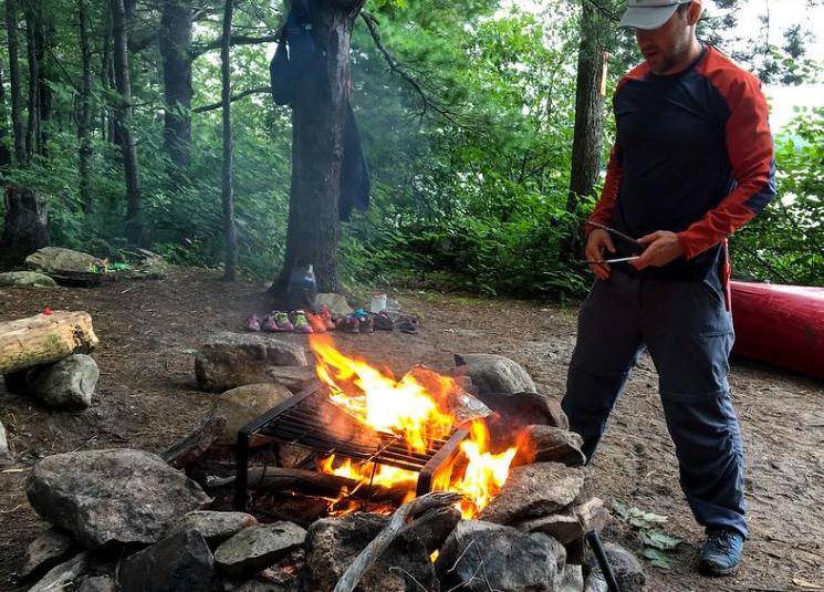 Ни костер разжечь, ни палатку поставить: 10 неожиданных запретов в лесах европейских стран