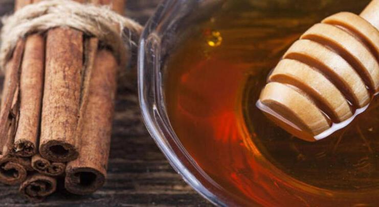 Рецепты напитков с медом, которые повышают сопротивляемость организма к негативным последствиям зимы