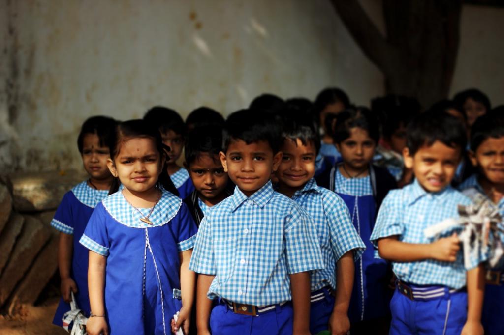 «Я буду кормить детей бесплатно, пока пандемия не утихнет!»: индийский актер Арджун Капур внес свой вклад в борьбу с голодом