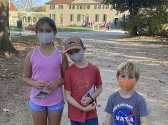 Прощальный тур? Иванка Трамп делится фотографиями семейных прогулок по Вашингтону