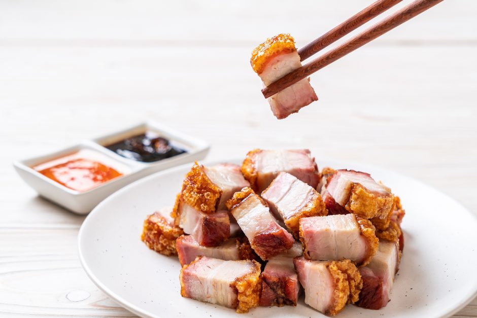 Хрустящая свиная грудинка: хитрости приготовления (корейский рецепт)