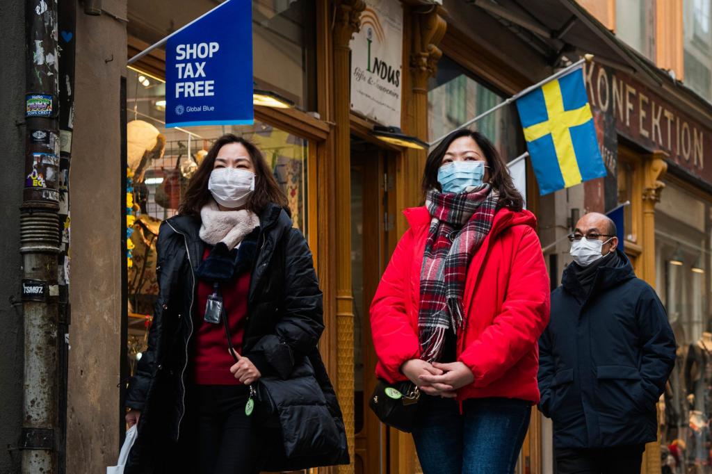 «Мы не видим признаков иммунитета у населения»: продолжительность жизни в Швеции снизилась впервые с 1944 года