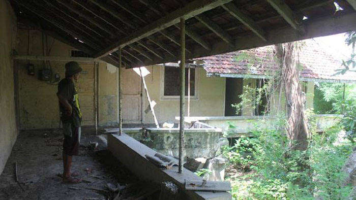 Наследие колониальной эпохи: в Центральной Яве сохранился дом-бомбоубежище странной формы