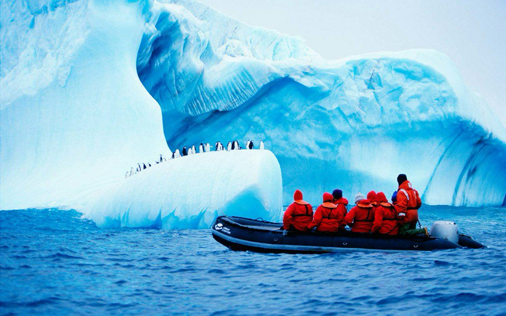 Один билет на Северный полюс, пожалуйста: первый арктический туристский маршрут разработают в Петербурге