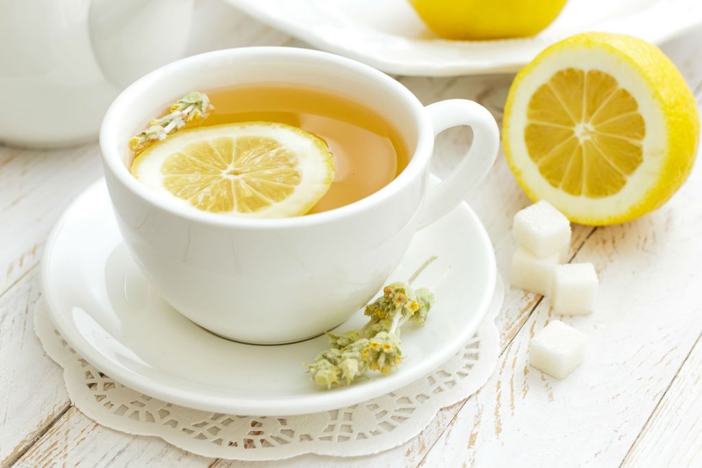 Как правильно помыть лимон, прежде чем положить его в чай: вам понадобятся уксус и сода