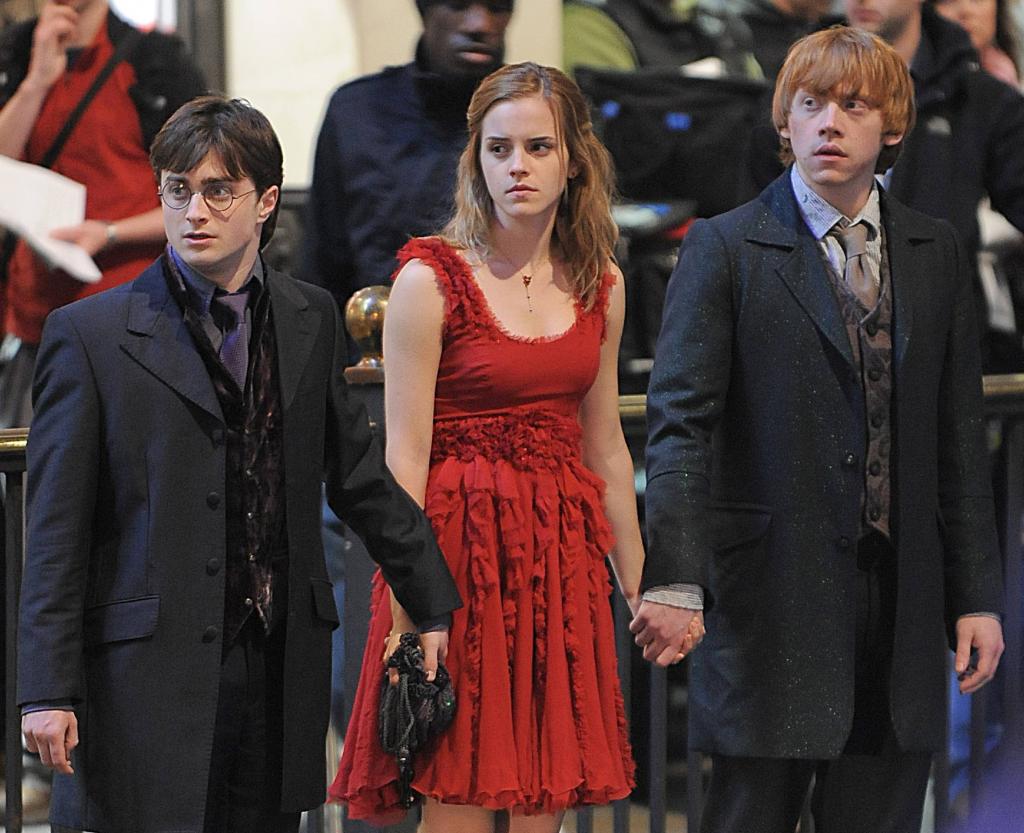 "Это было моим бунтом": сыгравшая Гермиону в "Гарри Поттере" Эмма Уотсон после съемок пошла учиться в университет