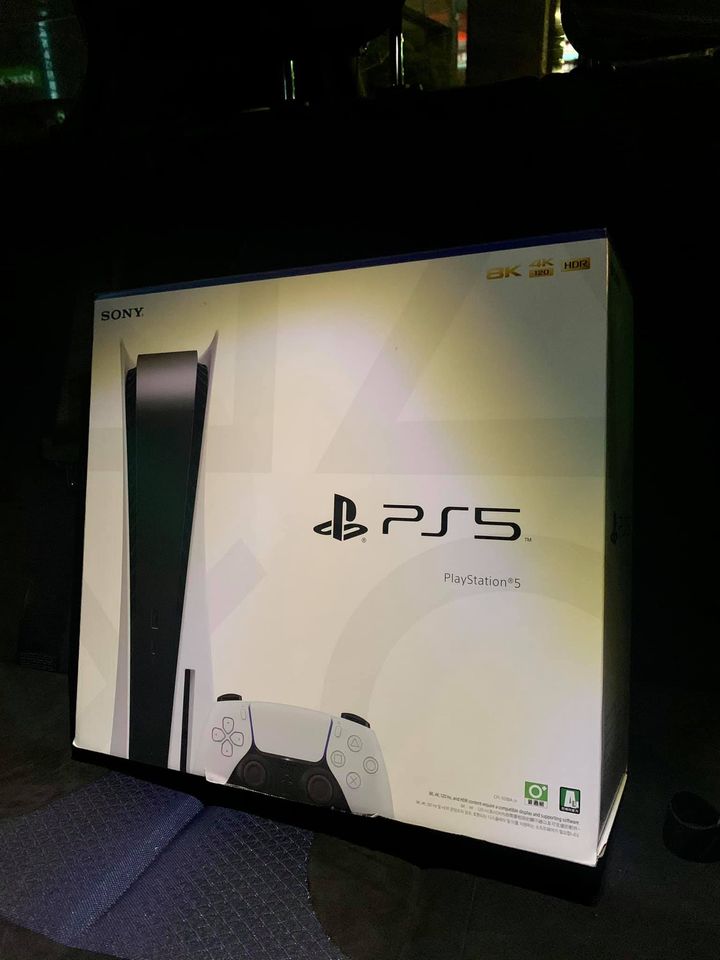 Муж-геймер принес домой популярную консоль PS5, а жене сказал, что это очиститель воздуха: к его несчастью, обман был быстро раскрыт