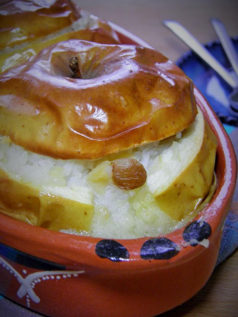 Нашла решение извечной проблемы "как вкусно есть и не толстеть": запекаю яблоки с рисом и изюмом