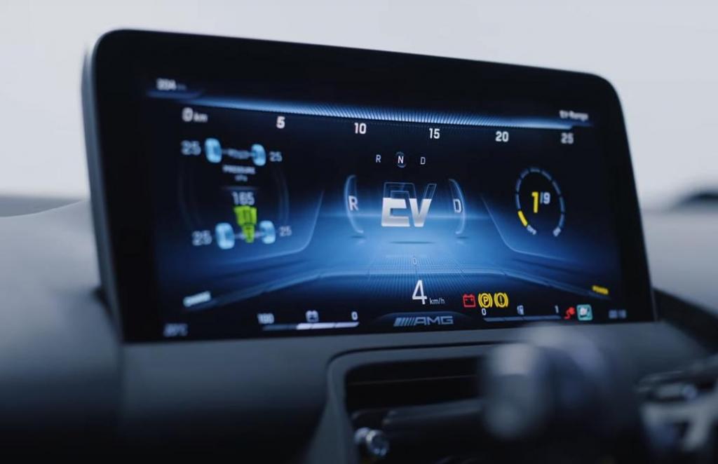 Гонки не по-детски: Mercedes-AMG создает симулятор для тестирования AMG One