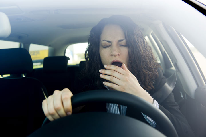 Жевательная резинка – лучшее решение: несколько простых советов, как не уснуть за рулем