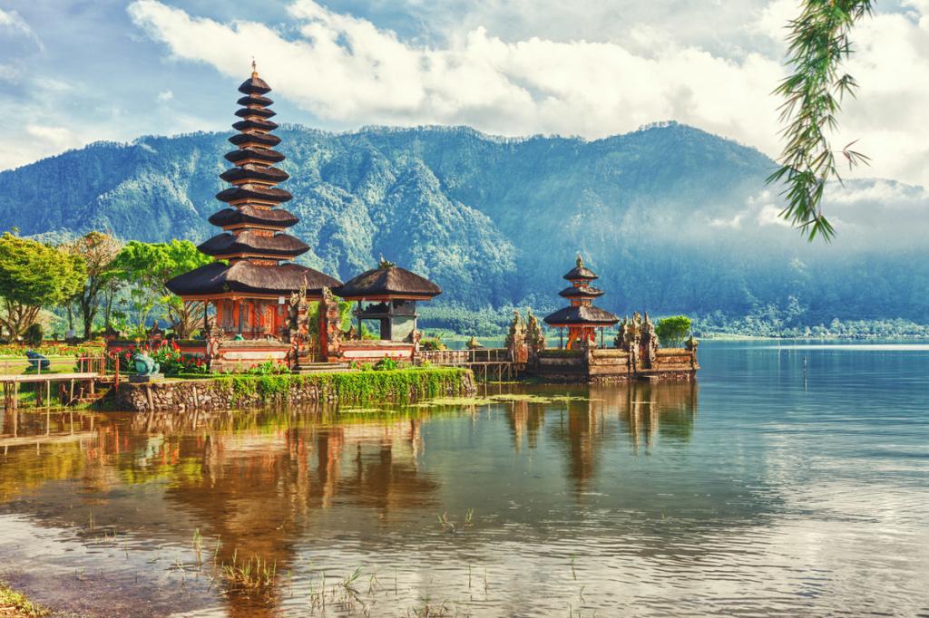 Новогодние праздники на Бали: популярное среди россиян курортное направление может открыться еще до конца 2020 года