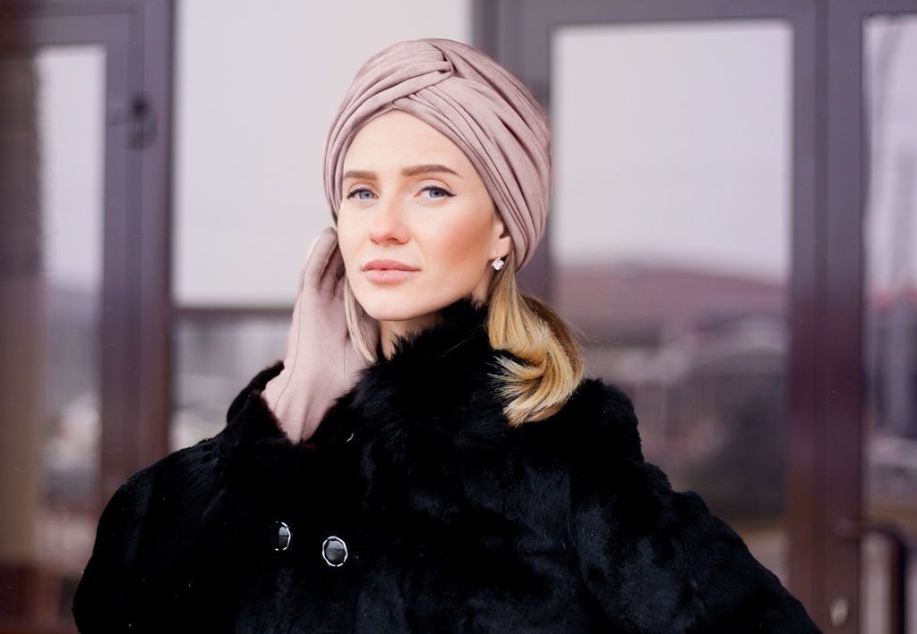 Зимние шапки: что модно носить этой зимой, а что безнадежно устарело
