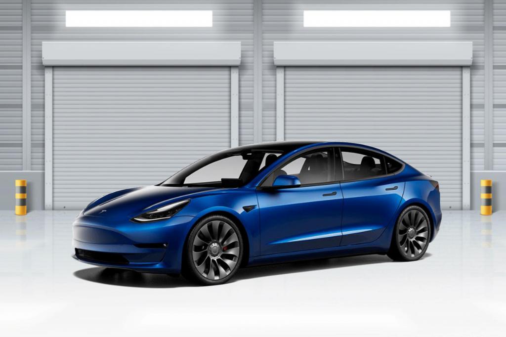 Новое программное обновление «повысило» запас хода электромобиля Tesla Model 3 2021
