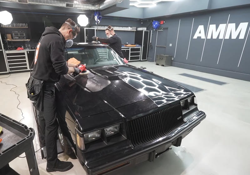 Компания Ammo Detailers реставрировала Buick Grand National, заброшенный в сарае на 34 года