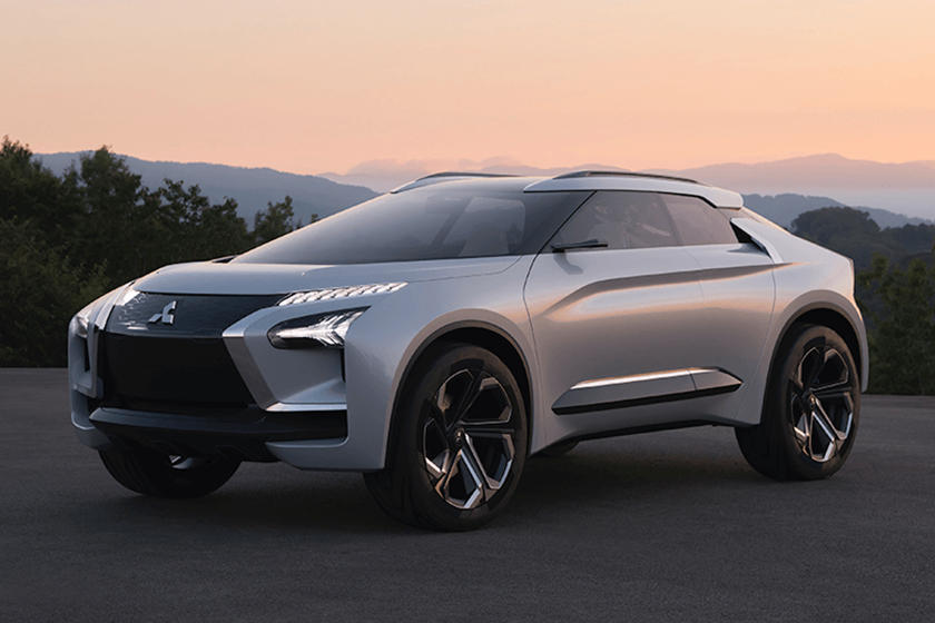 Дебютирует в 2021 году: Mitsubishi хочет превратить спортивный седан Reborn Evolution в полностью электрический внедорожник