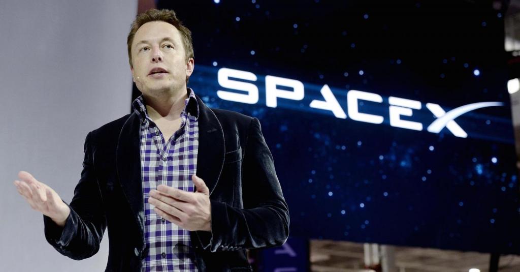 Илон Маск сообщил, что ракета-носитель SpaceX будет перезапущена по возвращении на Землю в течение часа для сокращения расходов