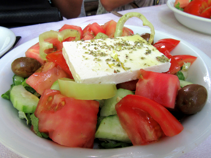Берем пример с греков: диетологи пришли к выводу, что средиземноморская диета – самая полезная