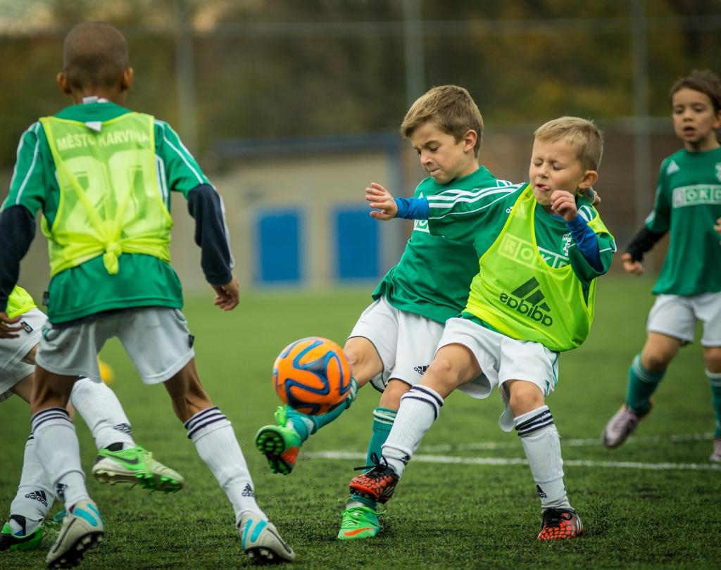 Урок футбола. Российский футбольный союз позаботился о введении в школах специальной учебной программы