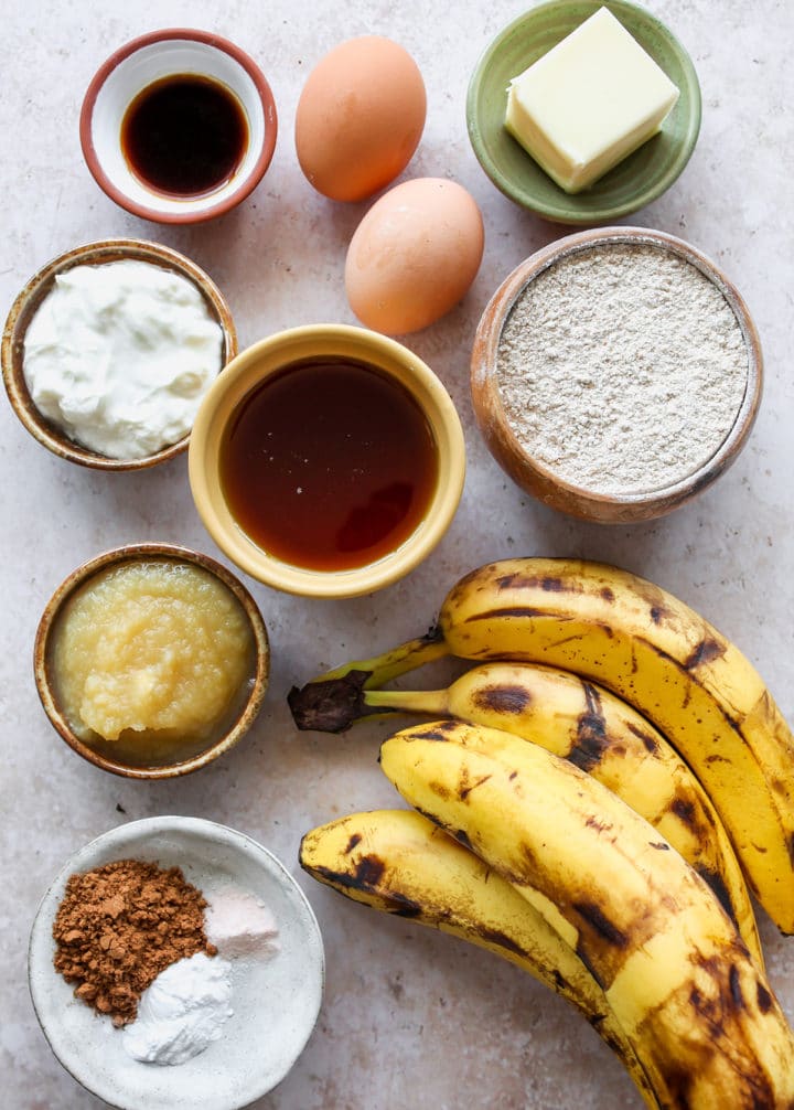 На завтрак часто готовлю банановый хлеб на основе цельнозерновой муки: и вкусно, и полезно