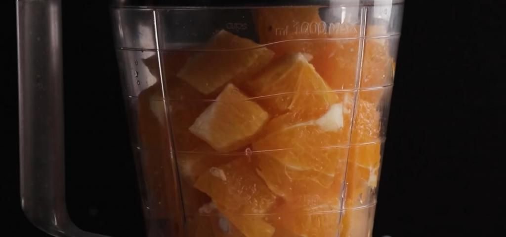 Даже в холодную зиму мой сливочный тортик с апельсиновым желе пользуется невероятным спросом: 2 часа в холодильнике, и можно наслаждаться этим лакомством