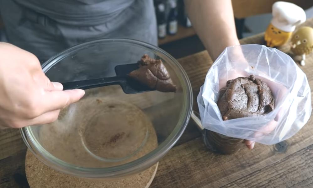 Вкусное и простое в приготовлении шоколадное печенье в виде Микки-Мауса: дети будут в восторге
