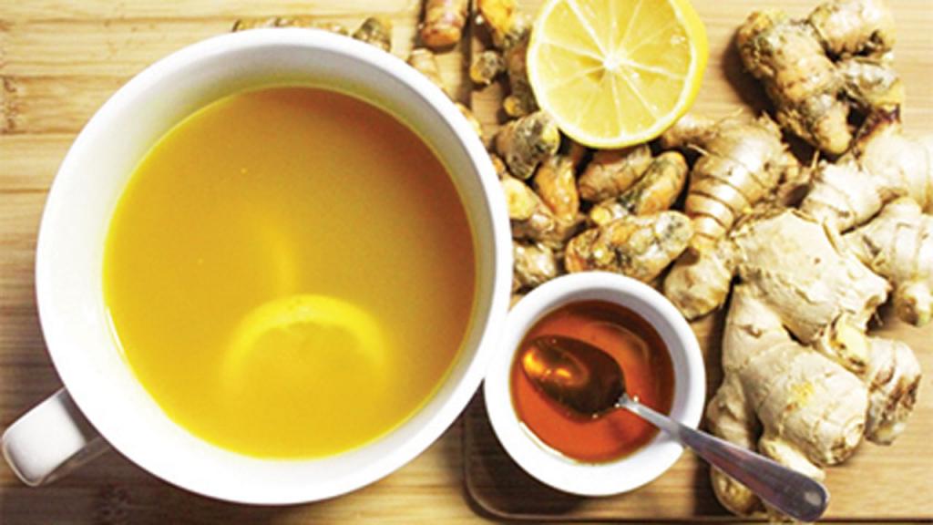 Делаем успокаивающий чай для горла с медом и специями (еще он очень вкусный и простой в приготовлении)